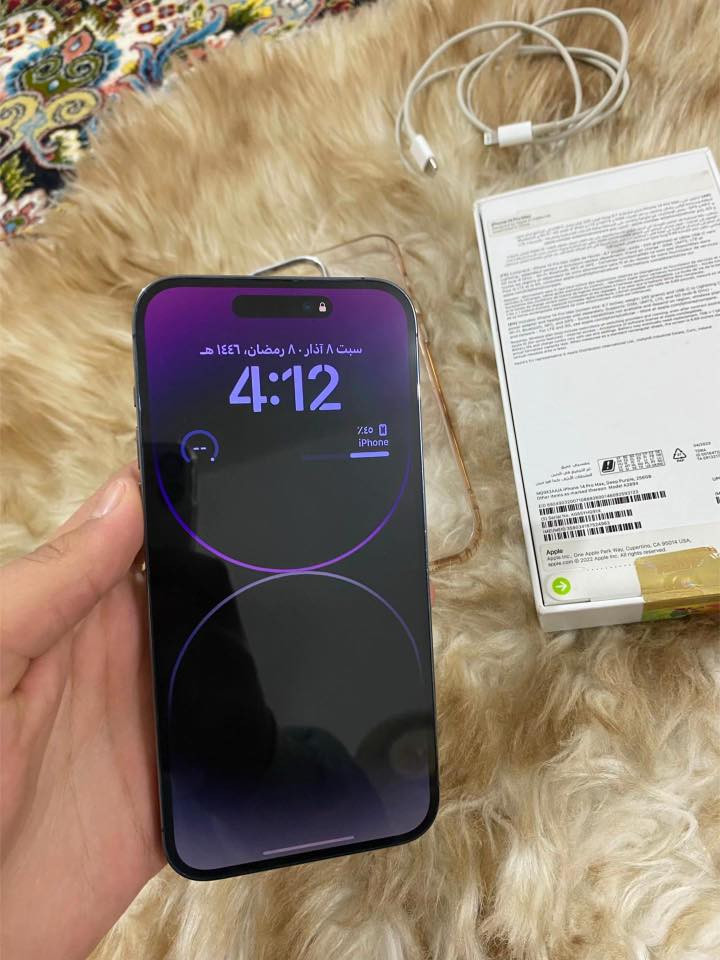سلام عليكم شباب آيفون 14برو ماكس ذاكره 256تك شريحه نضيف بطاريه 94تصال ***********
