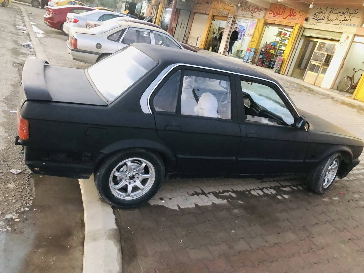 بي ام دبليو زعره موديل 1988 مكينه وكير خير. من الله نشاط فول صدر جديد تايرا ت حداديه خير من الله سنويه كارتونيه ستنساخ ماندل صاحبه ابيع هيج شرط السرقه والقانونيات سعره 15وبيه مجال قليل مكانه كركوك ***********
