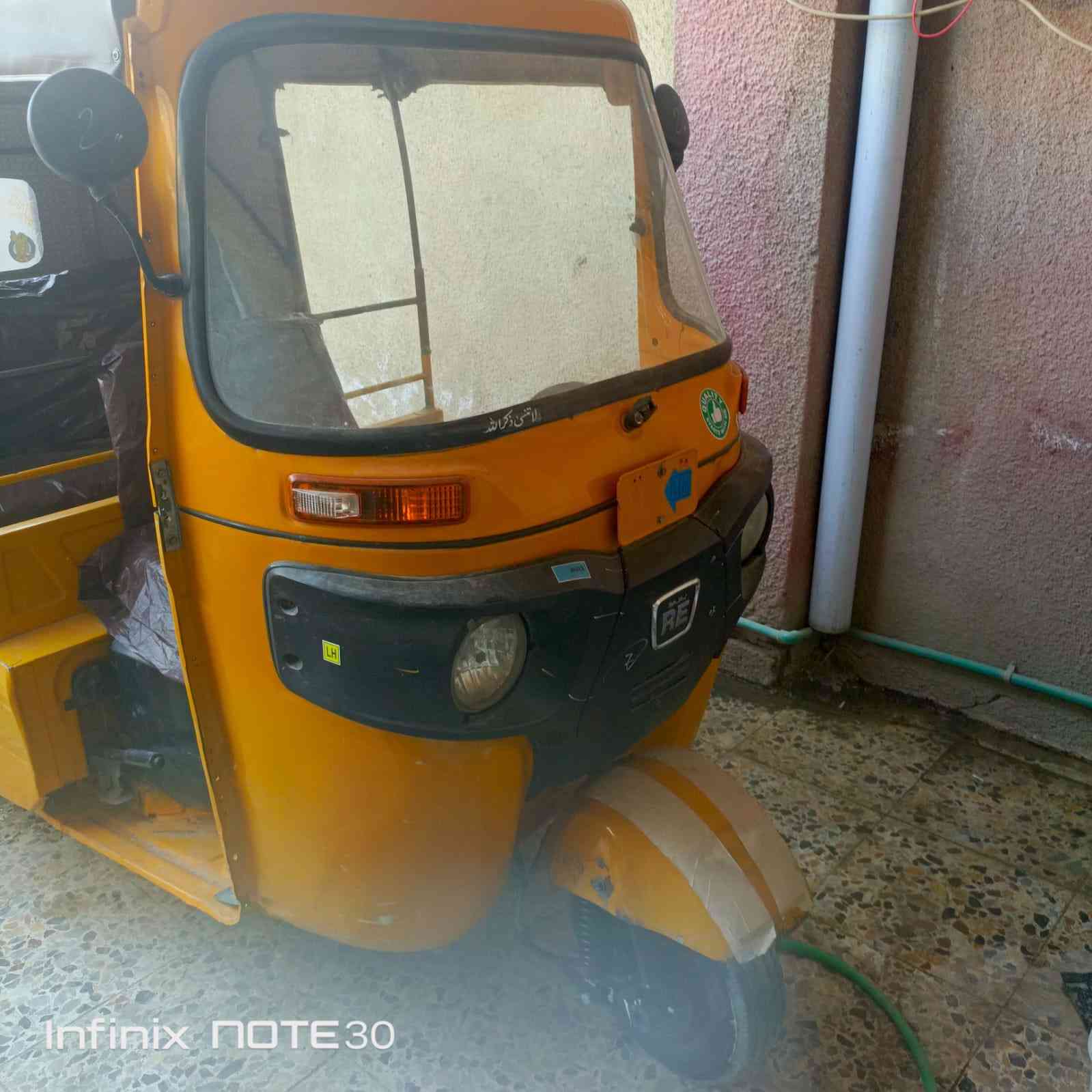 السلام عليكم ورحمة الله وبركاته للبيع تكتك موديل ١٩ رقم بغدادمكينه خير من الله ترايهه يخبل تخم ناير بيهه قطع صبغ احلى من الصور لان حتى ما غاسلينه السعر ٦ مليون وبيهه مجال بسيط حك الجيه تكتك مال عيشه كبل لشارع للاستفسار التصال ***********
