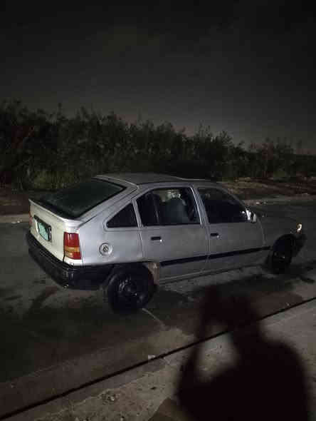 سياره كاديت موديل 91 للبيع قير محرك ما بي شي السعر 15 بمجال شيء قليل*********** هذام بي واتساب
