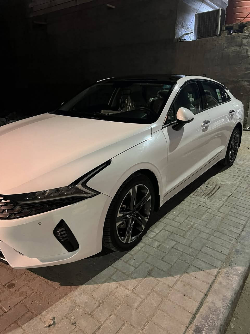 السلام عليكم
كي k5 فايف خليجي فول مواصفات بعد الفول معروفه مواصفاته ماداعي اذكرهن ويل 18 محرك 2000 دوش مكفوله كفاله عامه ماعده طخه هاي ماشيه 66 الف بسمي رقم بغداد سعر 219 وبيه مجال قليل البصره حي شرطه رقم ***********
