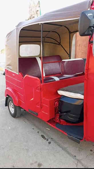 سلام عليكم تك تك للبيع موديل17 /اوراق / فول نضافه معمره للجماليه التكتك فول من كهربايات ودواخل كله جديد السعر/ 3500/وبيه مجال اتصال على الرقم‏‪***********‬‏
