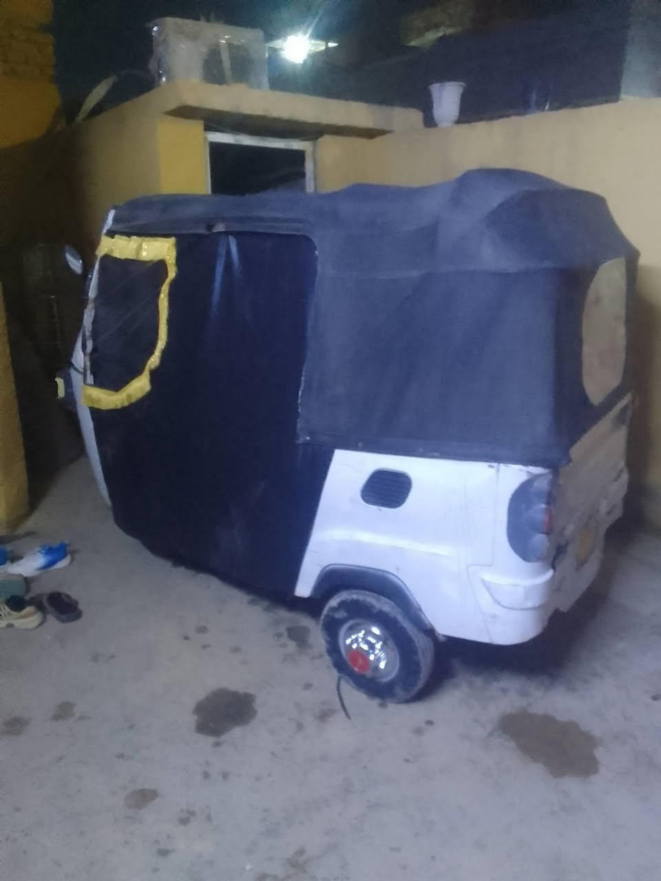 ١٨ بياجو مكفولة  ١٤٠٠ وبيھة مجال مدينة لصدر ***********
