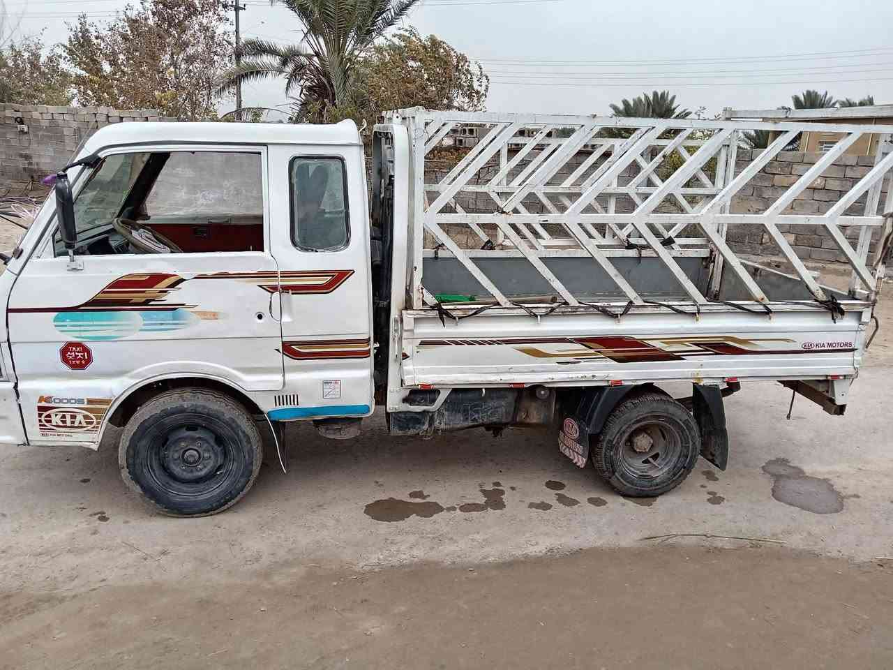 السلام عليكم  للبيع كيه بنكو 1995 مكينه كيه اكسل شاصي مكفول تخم تاير صدر نضيف السياره كوم حديد ابيع  اتكفل من سرقه وعشائر مكان بغداد  براهيم ابن علي 

مكلف بل نشر اتصل على  صاحب السياره 
***********
