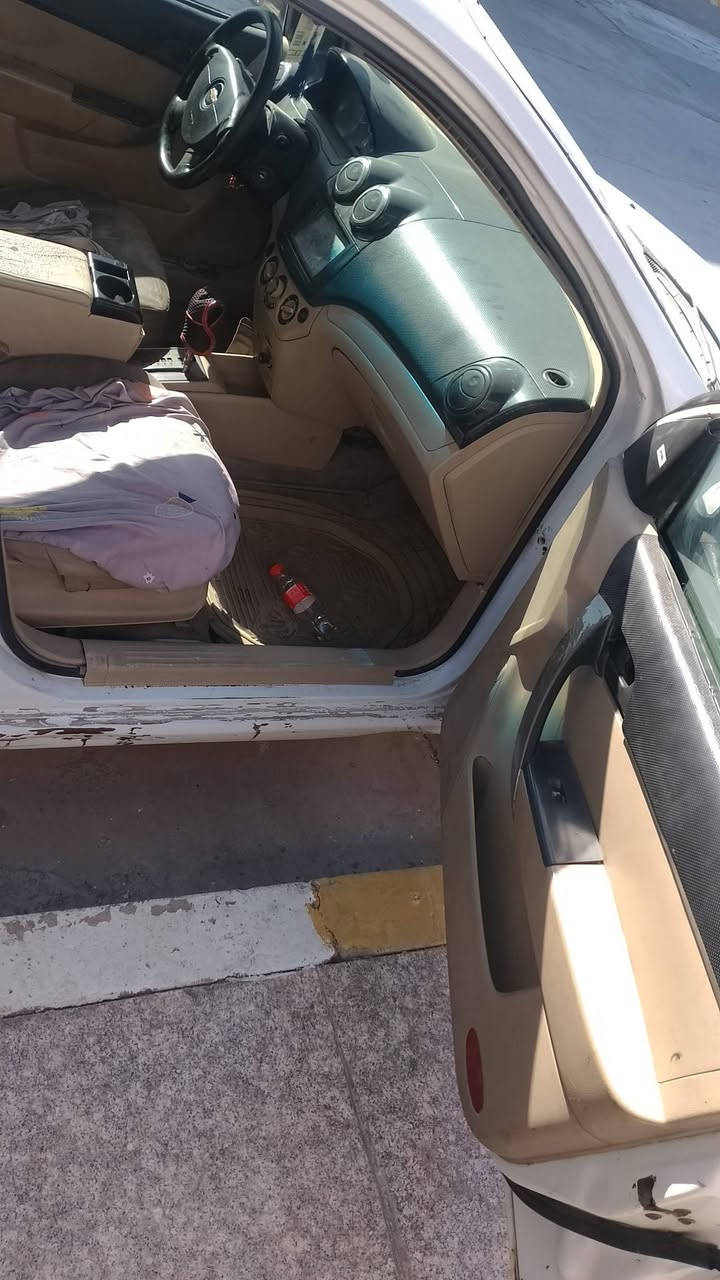 افيو 11سنويه جديده تبريد غير شغال حداديه نص عمر .وتساب ***********
