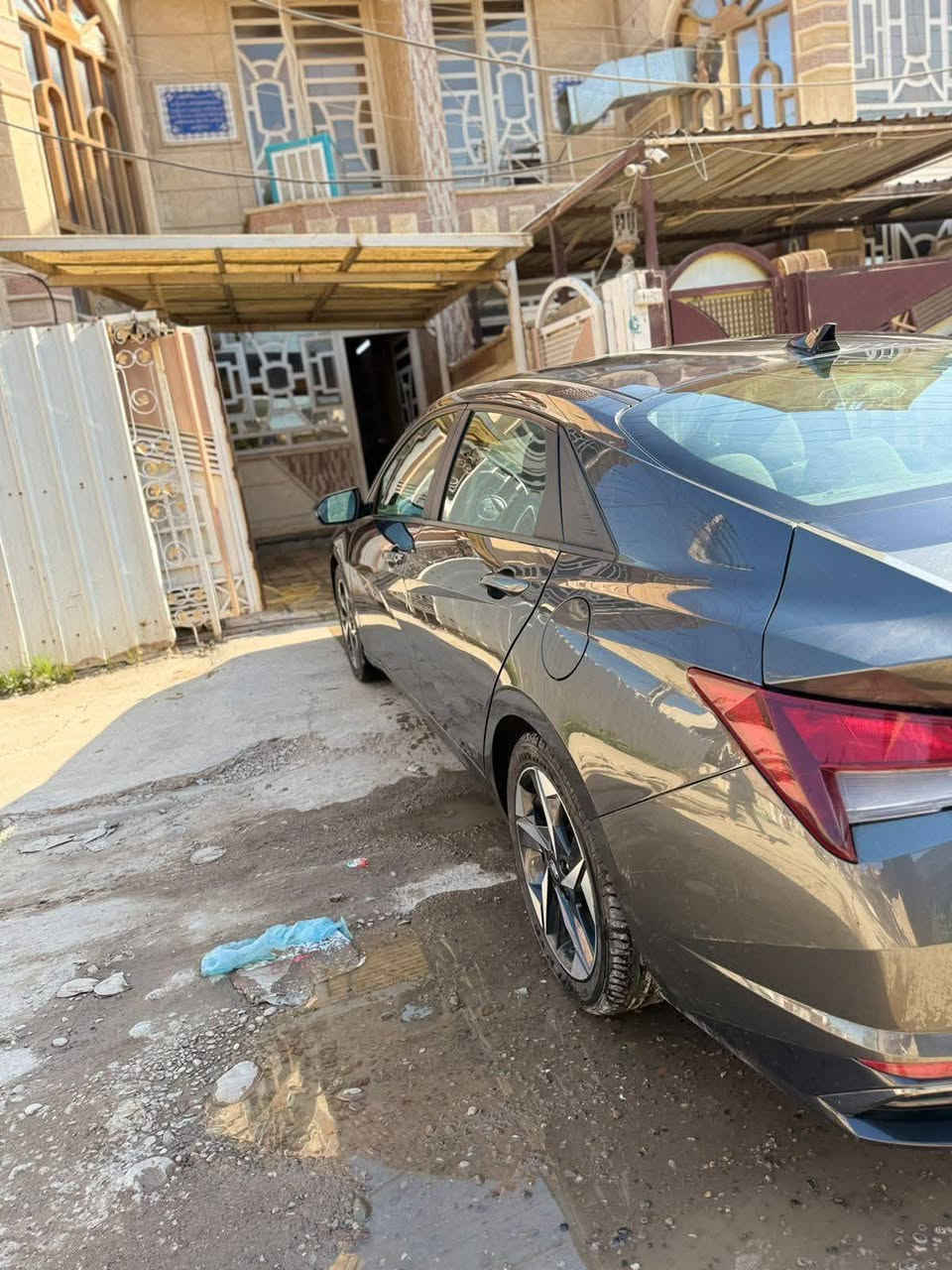 النترا ٢٣ وارد امريكي بدون صبغ 
مكينة ٢٠٠٠ دوش 
بجم كبس 
موصفات 
فول تحكم سترين 
تبريد شاشه
شاشه متصلة 
كشنات تدفئة 
بصمه تشغيل 
سايد بريك بصمه 
مودات قيادة 
ماشية ٥٢ الف كيلو 
تخم تاير جديد 
برغي مناقصهه صور الحادث مالته بامريكا موجوده با الصور فقط قبك جنطه مبدل سعر ١٥٠ وبيها مجال بسيط التواصل على الرقم ***********
