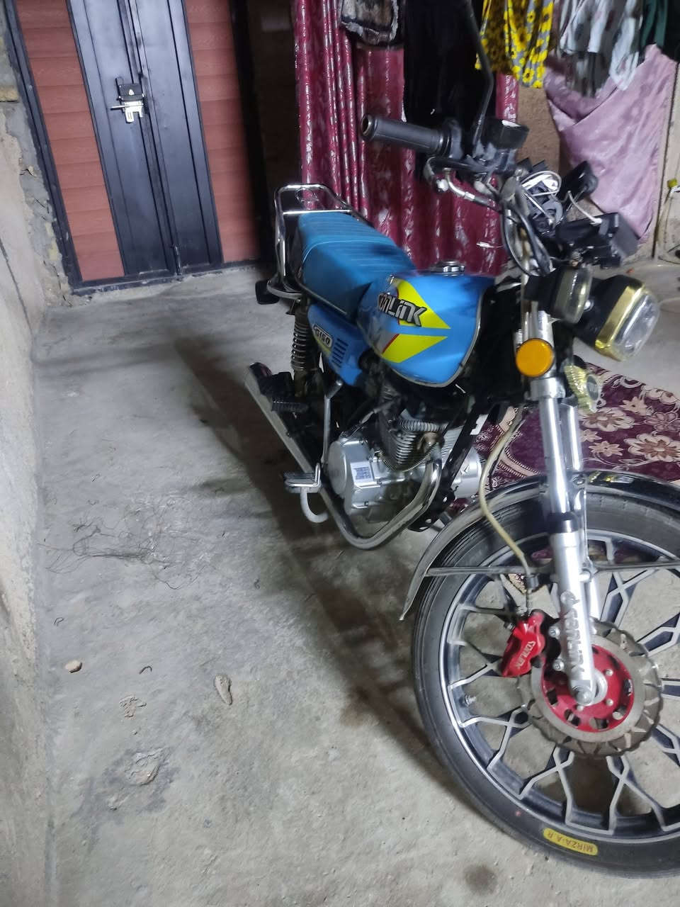 لسلام عليكم سونك مديل خمسه وعشرين مابيها اي نقص اوراقها ضايعه اكفلك حلال وحرام وعشاير اسعر 650 وبيها مجال بصيط مدينه الصدر خضراء الدسيم ***********
