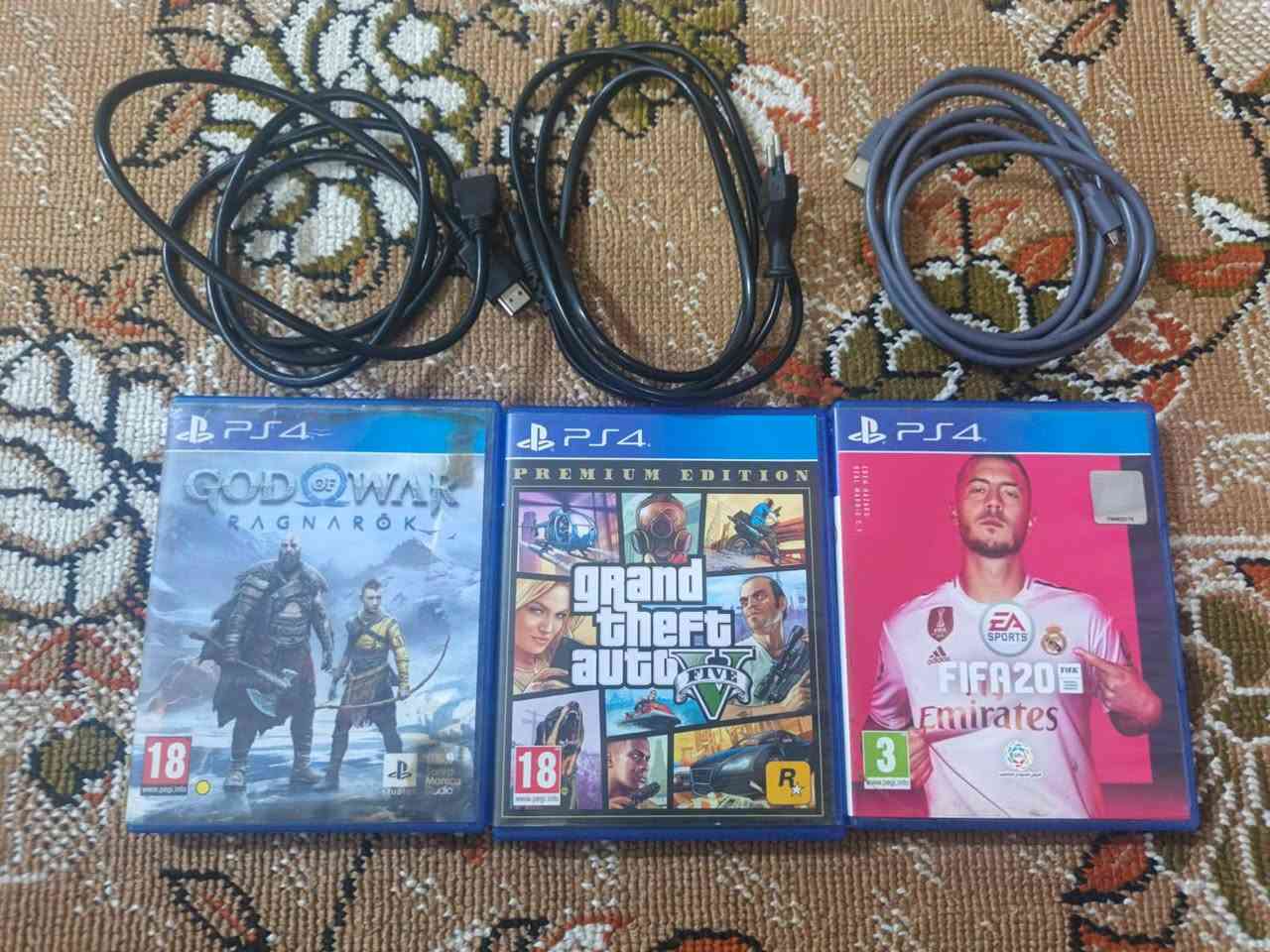 السلام عليكم متاح بلي فور سلم للبيع النضافة واضحة بل صور ويا يدى وحدة اصلية و ٣ اقراص السعر خاص


**إذا كنت صاحب هذا الإعلان وتريد حذفه لأي سبب، رجاءا أرسل رسالة إلى الدعم الفني**