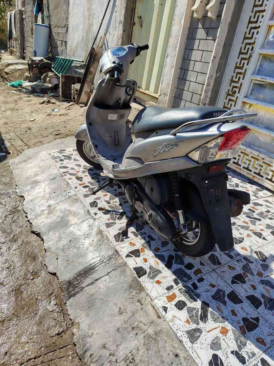 سلام عليكم دراجه ماكس منغولي جديده صالي ٧ أيام من منزلهه من لرمبه ختم واحد كلهه حله شارع ثمانين مال كربله سعر ٩٠٠ وبيهه رقمي ***********
