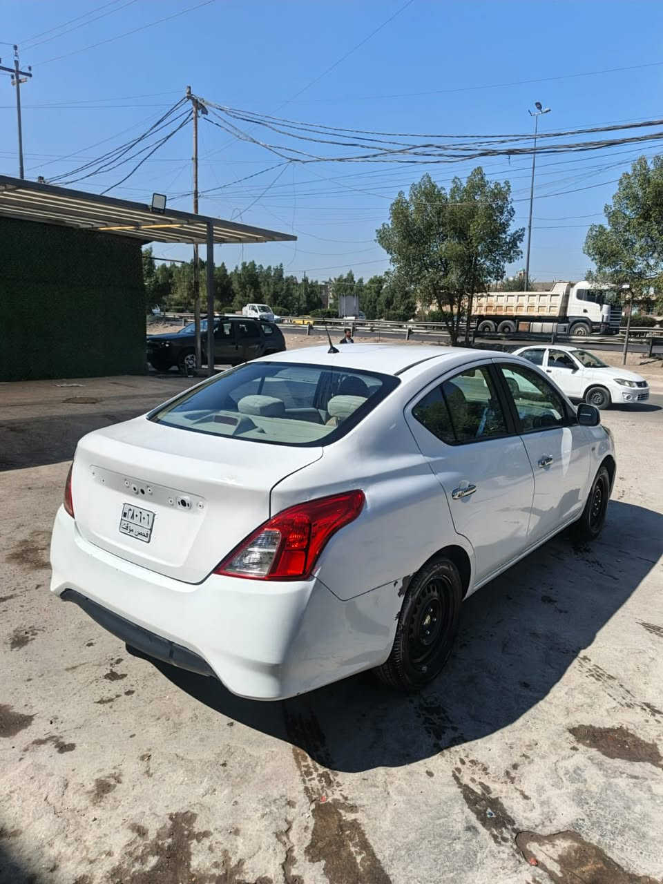 السلام عليكم
حبايب للبيع 
نيسان صني 2023
هندييي مو مصري
ام البليته الزركة
خليجي وليس امريكي
ماشيه 65 كيلو وقابل للزياده 
اي نقص برغي مبيها
تريد مرقم جاهز ابيع مرقم
تريد بدون رقم ابيعلك بدون رقم
حادثها جاملغ خلفي وقبغ جنطه بس 
مكاني دوره ميكانيك او شارع 60
سعر بدون رقم 96وبيها شي بسيط
سعر مرقم كامل 110وبيها شي بسيط كلش
***********
