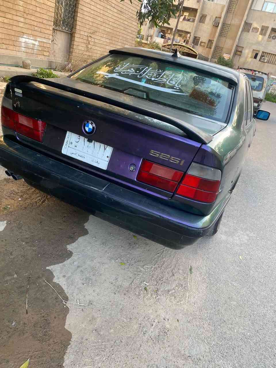 بي ام دبليو للبيع موديل 91 السياره خير من الله ونضيفه
الاتصال***********
