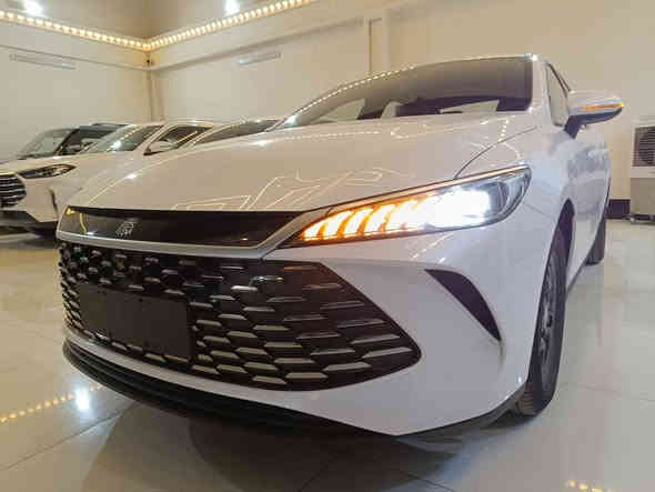 يم (معرض الكريم ) توفر ال BYD / وكن بلاس لون الابيض🤍 ورصاصي
☎️***********☎️مؤمل 
☎️***********☎️ابو حسن
عرض خاص كن بلاس ✴️

🔴مرقم بغداد

 عراقي وتستلم صافي بدون دلالية

عن توفر سيارة بي واي دي 2025
‏

اليكم المواصفات
انتبه السياره : هايبرد & بانزين & كهرباء يعني التفويله الوحده بانزين 🔥🔥تمشيك 2100 كيلو
65كيلو شحن 🔥🔥
موديل 2025
حساسات 
حجم المحرك 1.5
شاشه اصليه 
كامره خلفيه
هند بريك كهرباء
دشبول شاشه ديجيتال
اوتو هولد
مفتاح التشغيل بصمه
تشغيل عن بعد تحكمات مقود
اوامر صوتيه
منفذ طاقهس
منافذ شحن
مقول جلد حياكه
دخول ذكي
3 وضعيات قيادة
اشاير بل مري
تتسع المقصورة ل 5 ركاب
المقاعد جلد رياضي
اريل نفكيتر
اناره داخليه LED
لد امامي LED
‏LED بك لايت
قطعتين تبريد 
مثبت سرعة
حجم الاطار 16
مانع تزحلق
شاحنه خلفية
كير ماوس
البطاريه ليثيوم الاقوى والاطول عمرا في عالم الهايبرد ملاحضه: جميع العده مالته موجوده المن
والكيبل الشاحن
والمثلث
انتبه 
🟩 السعر .🔥 
بسعر الجمله وتدللون علينا

🔹 معرض الكريم  لتجارة السيارات 
مكان بغداد/ الحبيبية ساحه واهران 
بيع ..شراء . مراوس كافه السيارات 🔶

وبأنسب الاسعارررر▫️
***********/ مؤمل 
***********/ابو حسن 

#Business #BYD  #هايبرد #هايبرد  #يتوفر #سيارات_2025
