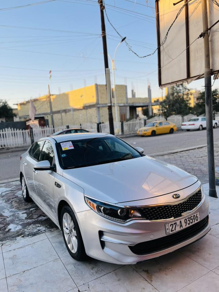 السلام عليكم 
كيا اوبتيما موديل 2016 فول مواصفات 1/1 قماره حديد وارد امريكي رقم ذي قار دولي تحويل ثاني يوم  . گير ومحرك شرط الفحص والمحرك 2400 . مشايه 68 ميل . السياره ظربته جاملغ  وبنيد بدون دواخل  بل عراق صارت بيه رشات صبغ تجميل فقط  

مواصفات السياره 

بصمة ابواب و تشغيل 

كشنات جلد

كشن كهربائي

كشنات تدفئه 

مري شفط 

تدفئه استيرن

تبريد تقطعتين

مود قياده 

مانع انزلاق

حساسات خلفيه

لد خلفي

مري ذكي

 كامرا دواره

السياره جاهزه للاخير من حداده صدر امامي وخلفي جديد طخم تاير جديد منظومه زنون عالي وناصي اشاير تدفئه وتبريد السياره جاهزه

مكان السياره ناصريه

السعر المطلوب (119 وبيه مجال 

***********

بسمي شخصياً وين مايعجبك أداور 
رجاءً فقط الشراي يتصل
