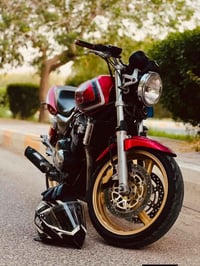 سبي فور 400 • مديل 2004 • وبيه اوراق