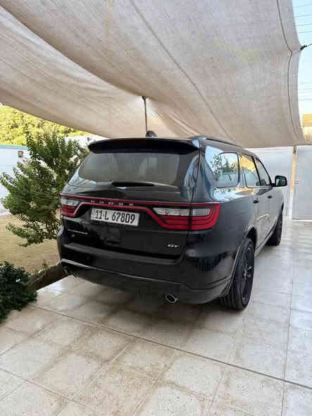 { دوج دورنكو gt بلس }———————————————
1. موديل 2022
2. ماشيه 31 ميل 
3. رقم بغداد أنكليزي 
4. لون اسود
5. تشغيل عن بعد 
6. كشن السايق خزن ميموري  
7. كشن كنتاره 
8. كشن السايق والصدر كهرباء
9. كشنات امامي وخلفي تدفى  
10. شحن واير لس 
11. كاميرا 
12. شاشه كبيره
13. فتحه سقف 
14. رادارات جانبيه بل مري واماميه وخلفيه 
15. أشاره بل مري 
16. كشنات فصل vip 
17. تحديد مسار 
18. اوتو ستوب 
19. مانع انزلاق 
20. جنطه كهرباء 
21. استيرن كهربائي وشفتات بل إستيرين
22. ويل اسود  
23. مكينه 3.600.
24. وارد امريكي وصور الحادث مرفقه
25. صبغ جاملغ وبنيد فقط  

السعر : 235 وبيها مجال بسيط
***********
غير متواجد ع الفيس
