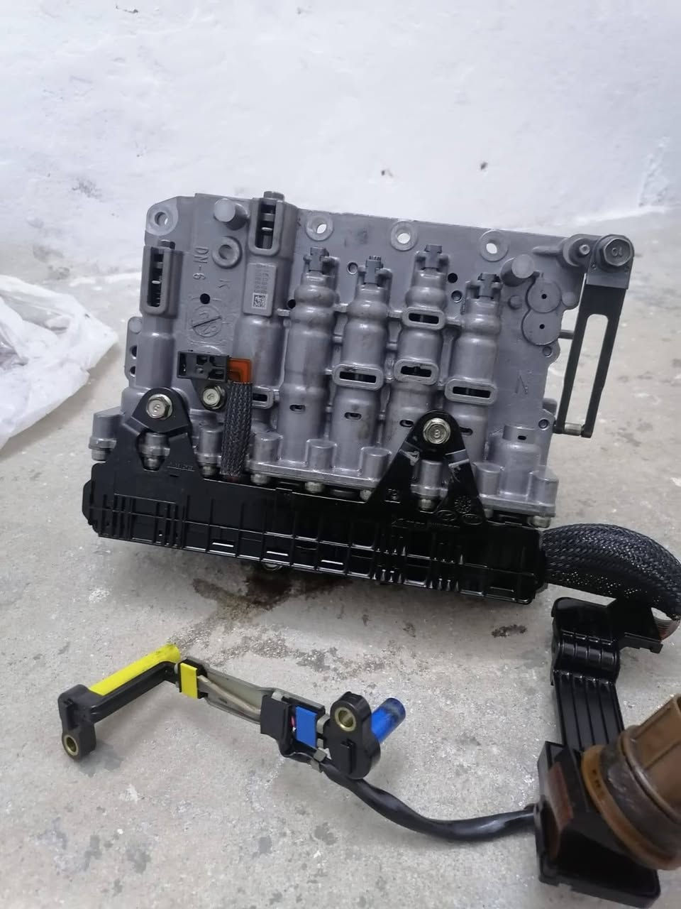 السلام عليكم غراض النترا للبيع كونترول كير مال حاوية من موديل 2014_2016شرط الشغل السعر 50الف  او كامرة خلفية ب 20الف او
مازدات زوج اب 50 الف
مسجل النترا 2011_2012 اب 25الف  او مسجل النترا 2014_2016 اب 45الف للاتصال ***********
