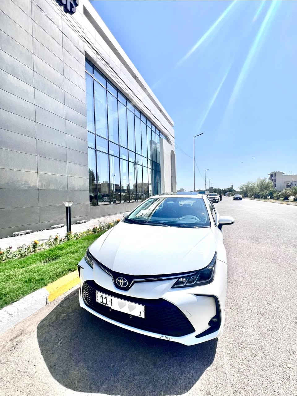 السلام عليكم للبيع ✔️
تويوتا كورلا (Hybrid) موديل 2024 العلامة الزرقاء (هجين ) ماشية 41الف  السونار مرفق مع الصور السعر (23)مليون وبيها مجال بسيط بغداد زيونة/ رقمي للاتصال/ ***********
