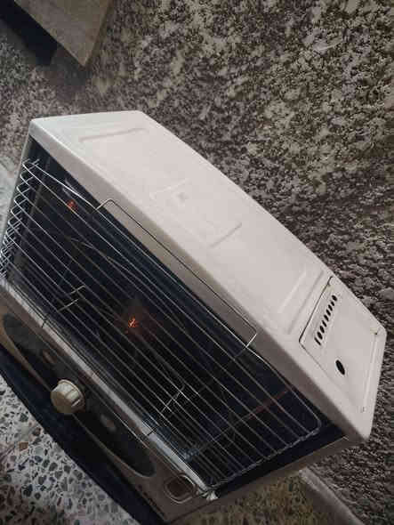 صوبه ماركة  نظيفه كلش
السعر 50 الف
العنوان بغداد  ساحة الاندلس شارع النظال
*********** واتس
