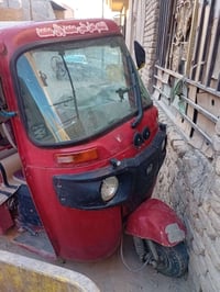 تكتك البيع موديل ٢٠١٧ نضيفه بس يرادله غيل الن متروكه فتره العلم أوراق ...