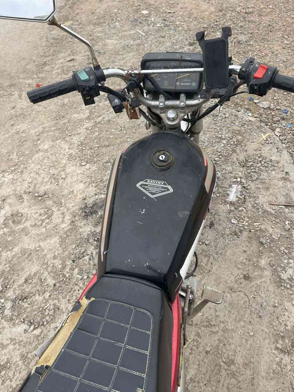 سلام عليكم موطور يراني للبيع السعر 275بي مجال قليل ***********
