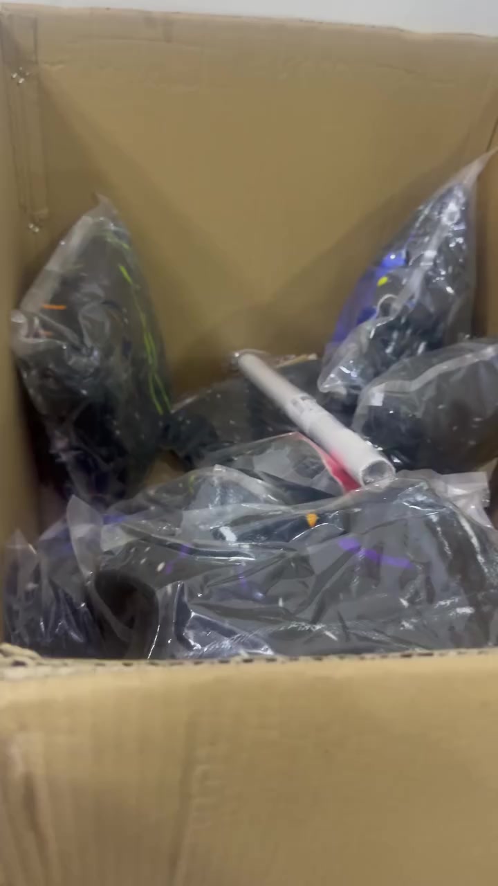 12 قطعه خاوليات  الي يريدهم ب ٣٥ شلعة كلهم


**إذا كنت صاحب هذا الإعلان وتريد حذفه لأي سبب، رجاءا أرسل رسالة إلى الدعم الفني**