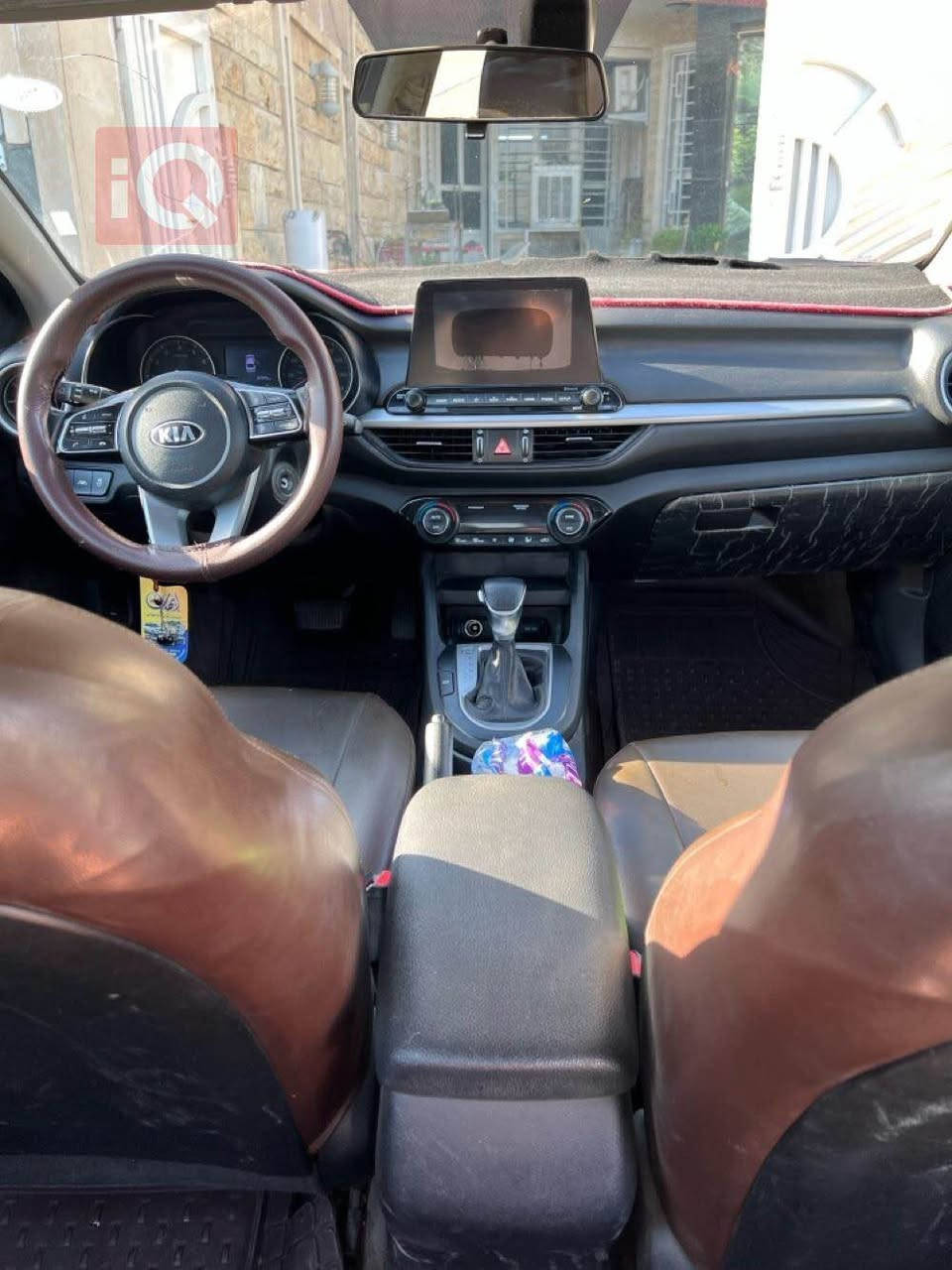 كيا فورتي موديل 19 رقم اربيل السنوية ساقطة وحجر مابيهة  وقمارة صبغ بدون تكم بدون ايرباك وبيهة بباب السايق بارد 
تريد تحويل تريد وكالة 
السعر 140 وبيهة مجال 
 *********** 
العنوان بغداد علي الصالح بغداد, العراق
