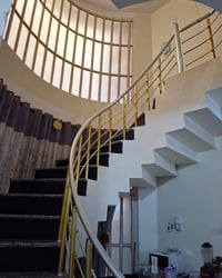 🏡 دار للبيع – حي الجامعة 🔥    📍 الموقع: حي الجامعة   📍 فرع مخبز الكفائ...