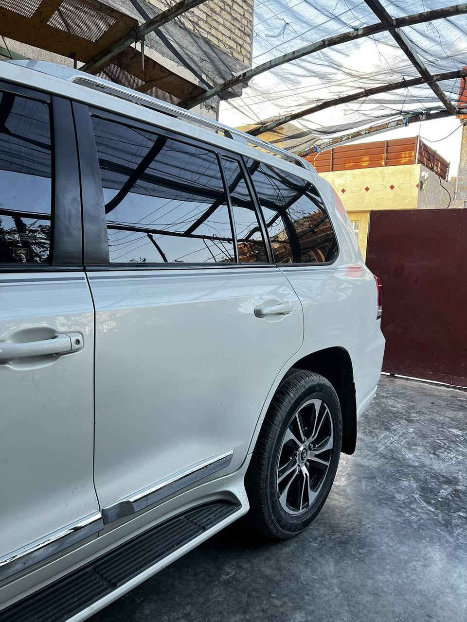 السياره بريم 2016 ) موصفاتها معروفه ام الدفدي ب قماره
سياره جديده بمعنه الكلمه 
سياره محرك 6V سلندر
ماشيه 110
سياره بصمه فتحه 
سياره بصمه تشغيل 
تشغيل عن بـ؏ــد بـ؏ــد هواي مواصفات 
رادارات داير مداير السياره كلها رادارات 
سياره كفاله عامه من دعاميه ل دعاميه مجرد 
بيها ملاحضه بسيطه بل دعاميه الخلفيه تكحيل بسيط اثار شخوط  فقط هاي باقي كفاله ابيع ع سونار  سياره مكانها بغداد   سعرها (495) وبيها مجال بسيط    ***********تواصل )
