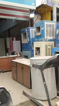 مجمع للبيع • ٣٠٠م • شارع الزراعة