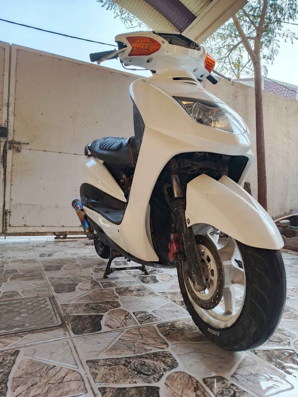 اعادت نشر سبب الوعود الكاذب السلام عليكم دراجه سكنس نثيه ياباني خير من الله سحب شلعهه
نكره اب كل وقت هند  كهرباءياته  بيه ا نوقوصات 
بك لايت او الثمانيه مل وجه السعر250او بيه مجال سبب البيع امعوز العنوان بعقوبه الرقم*********** متواجد واتساب
