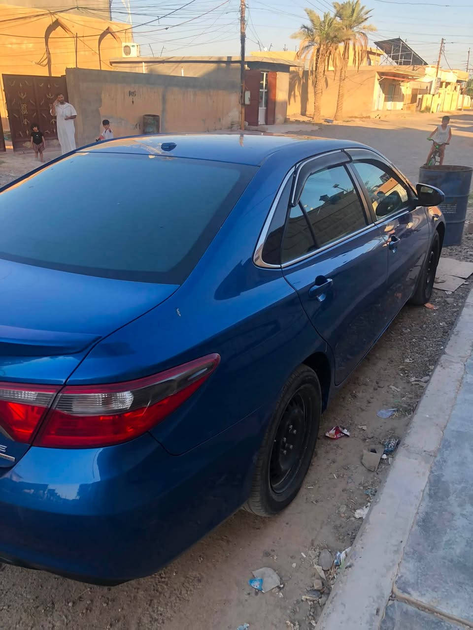 كامري2016 SE رقم اربيل دولي فول مواصفات محرك مو مفتوح شرط بيها قطعتين صبغ جاملغ وبنيد ماشية140 الف ميل السعر140 وبيها مجال او مراوس حسب القناعة الاتصال بالرقم ***********/تكريت القادسية شارع الگراج
