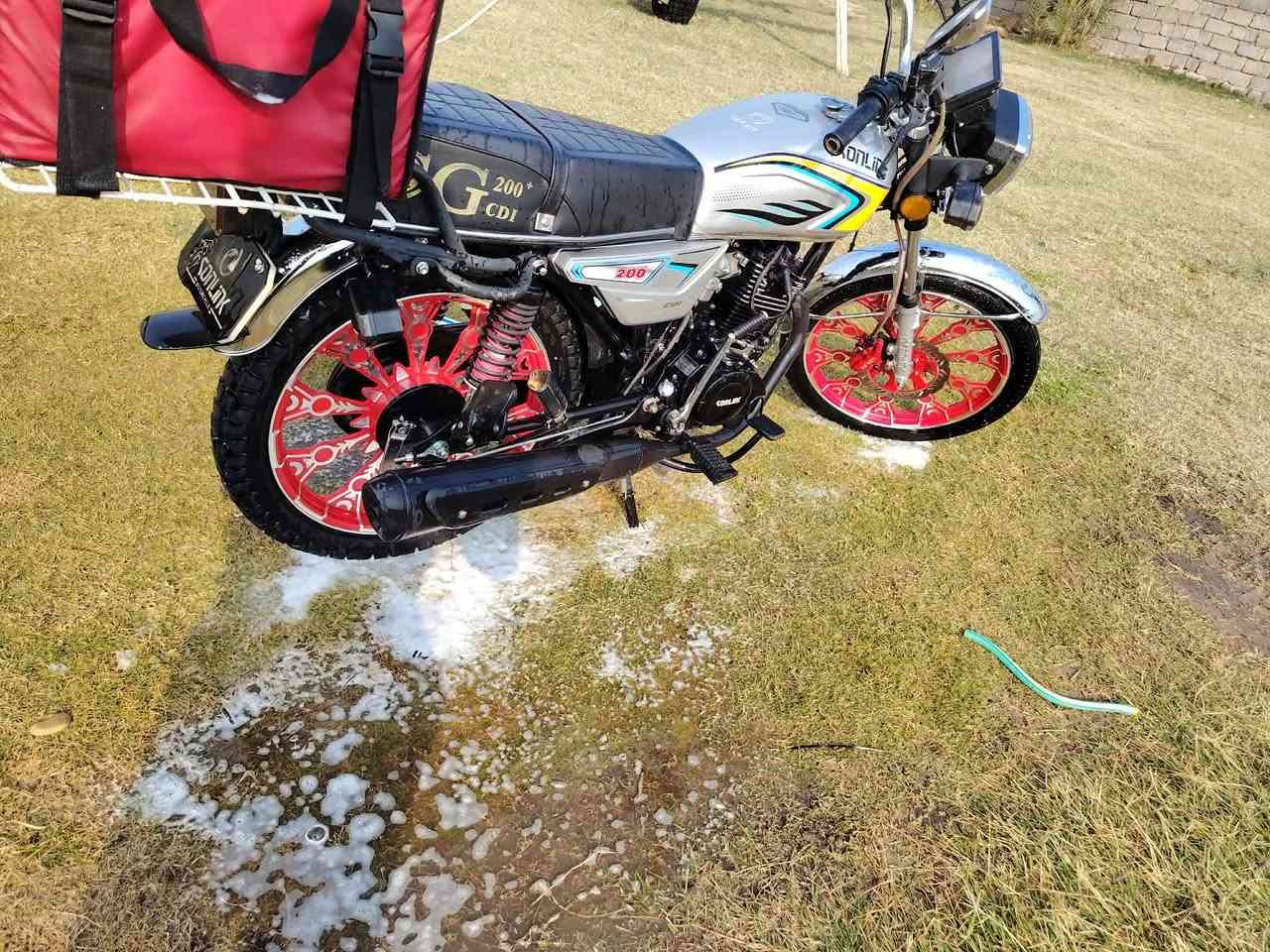 للبيع ايراني سونك موديل ٢٥ مكينه ٢٠٠ مكفول من ضربه وتبديل نضيف فووول    للاستفسار الاتصار على الرقم   ***********  / ***********.  السعر ٨٠٠  وبي مجال العنوان ابو غريب
