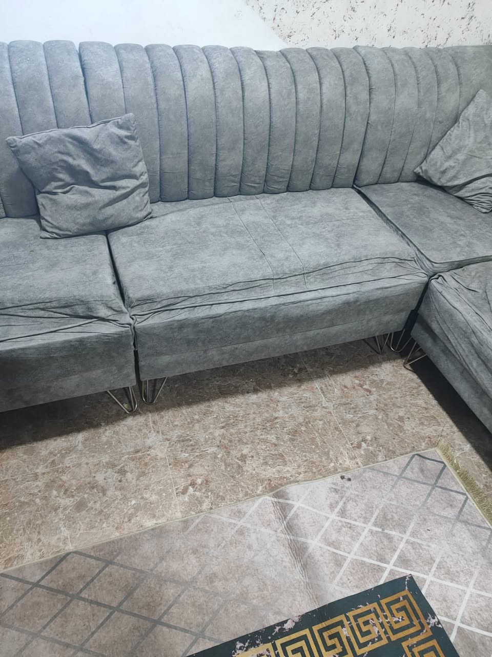 ديوان للبيع الخشب لوك مابي اي كسر بس شويه خسفات موضحه بالصوره سعره قفل بلا معامله 150الف


**إذا كنت صاحب هذا الإعلان وتريد حذفه لأي سبب، رجاءا أرسل رسالة إلى الدعم الفني**