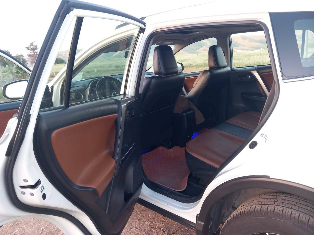 راف خليجي شركه ساز ٢٠١٨ ابيض صدفي فول موصفات مابيه دعم ولاصبغ بس بارد اثنين  باسمي سنويه جديده  ر.م ***********
