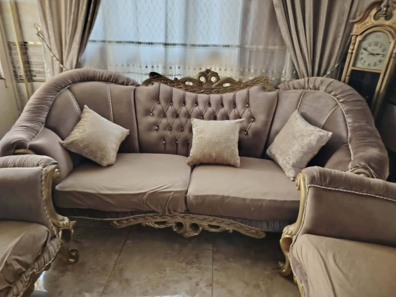 للبيع  طخم رئاسي ١٠ مقاعد سعر 450


**إذا كنت صاحب هذا الإعلان وتريد حذفه لأي سبب، رجاءا أرسل رسالة إلى الدعم الفني**