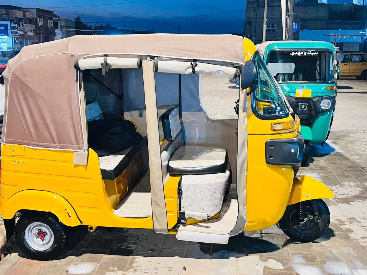 سلام عليكم تكتك لبيع  اوه مروس مرقمه بسمي مودي (2019)شهره 10مضبوغ عامه فران الجماليه تكتك ما نقصه يا شي مدينه الصدر قطاع 39 رقمه ***********
