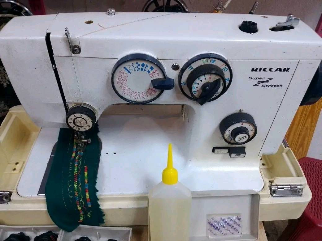 مكينة ريكار ياباني اصلي بلادي  تشتغل خياط عدل وزكزاك ونقشات وبيها  21 قالب للنقشات السعر مع جنطه علبه قوالب علبه أدوات السعر ب 100 قفل ويوجد توصيل  محافظات العراق للحجز خاص


**إذا كنت صاحب هذا الإعلان وتريد حذفه لأي سبب، رجاءا أرسل رسالة إلى الدعم الفني**