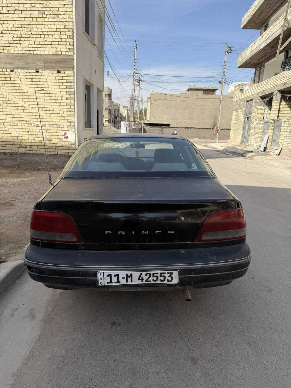 السلام عليكم برنس موديل 96 اوتماتيك
محرك 2000 مفتوح 
كير محرك شرط 
صدر جديد بور جديد باتري جديد تايرات زوج جدد 
رقم جديد وسنوية جديدة 
هزة بعدها مساقطة 
جامة امامية جديدة 
سيارة مسجل بلوتوث ستيرن ريشة 
جاهزة شغل واطلع شرط التحويل 
مكانها المنصور 
السعر 28 ورقة غير قابل للتفاوض 
***********
