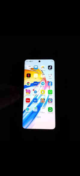 السلام عليكم هونر x9 b
نظيف  للبيع السعر 225 قفل 
مكاني الشعب
***********
