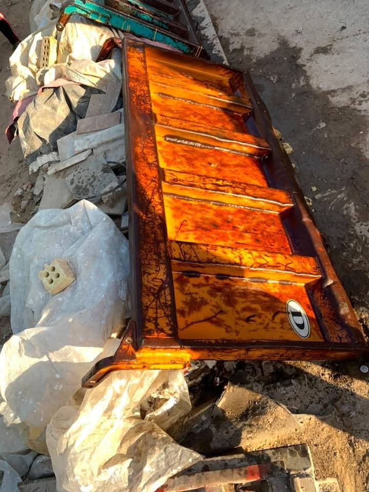 السلام عليكم 
باب قجمه مايلر تك
للبيع مال صفره81
الباب نضيف كما في الصور
 مكان بغداد للاستفسار 
***********‬
***********
