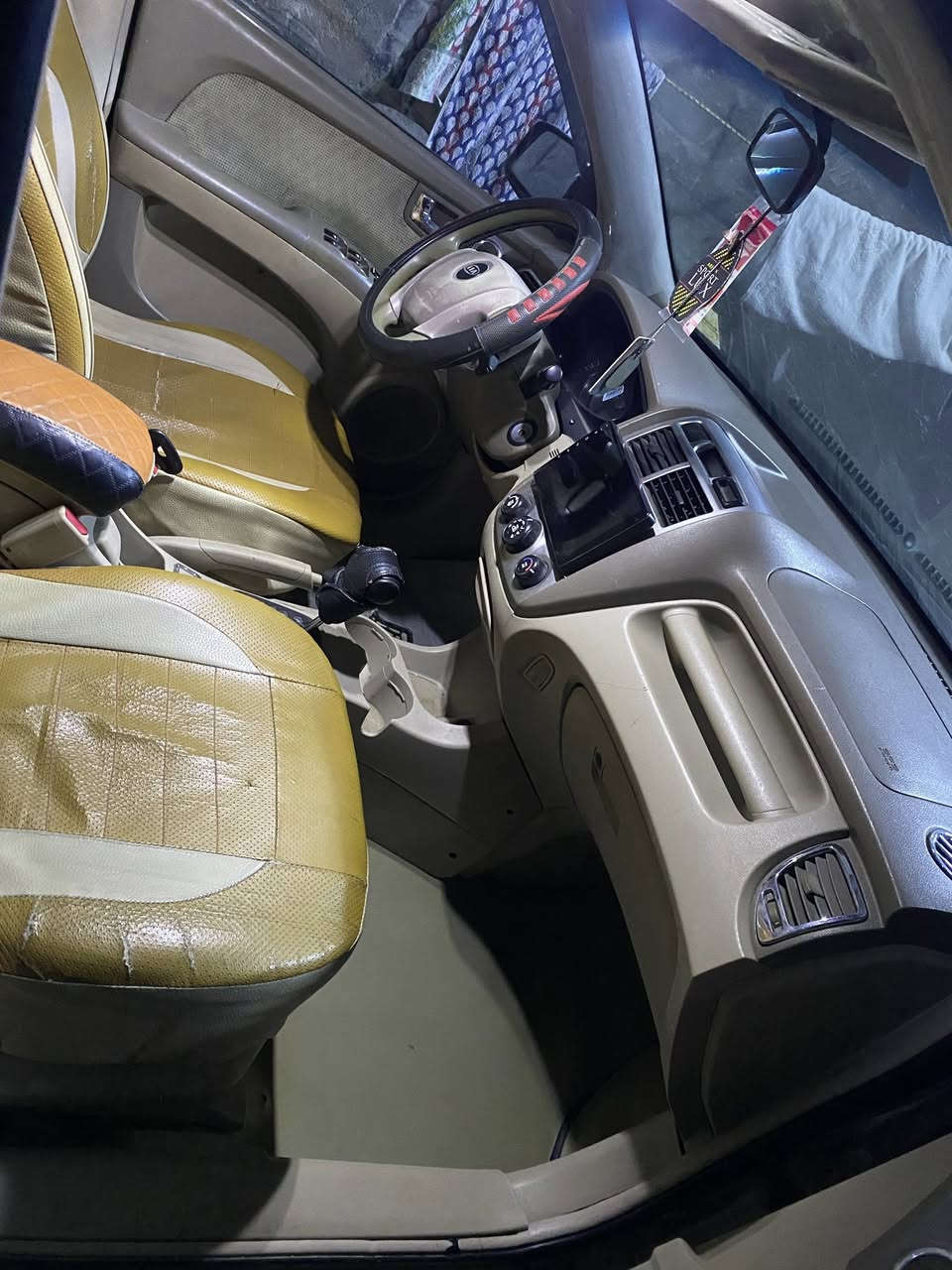 سلام عليكم كيا سبورتج للبيع الموديل 2006 كير ومكينه مكفولات السياره بسمي تحويل ثاني يوم مصبوغه عام السعر 95 العنوان بغداد البلديات خلف قلعة لبنان للاستفسار الرقم ***********
