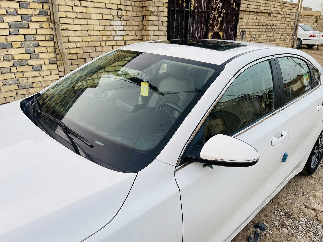 السلام عليكم سيراتو موديل 2024 رقم بغداد دولي بأسمي فول مواصفات(( لد امامي . حساس امامي خلفي . ويل كب . تبريد قطعتين . مري شفط . تخم تاير .مانع انزلاق . فتحة . )) عدا البصمه مكينه 2000 مكفوله كفاله عامه
ماشيه 74
العنوان واسط / كوت /مركز المدينة 
السعر 185$
ممتواجد ع الفيس
الاتصال ع الرقم ***********
ملاحظه مراوس. K4خليجي ترهم
