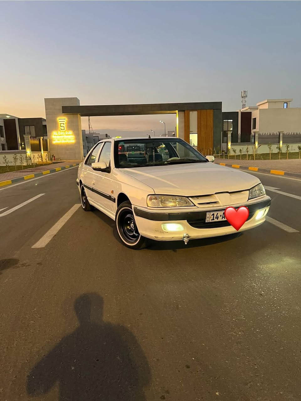 سلام عليكم بيجو بارص موديل 15 للبيع سياره  كفاله من ضربه وتبديل سياره مكينه كير حداديه سياره جاهزه سعرها 48 بيه مجال *********** البصرة, العراق
