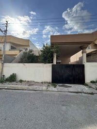 روناكي خلف حلويات راقي • ٢٠٠م • غرفتين نوم