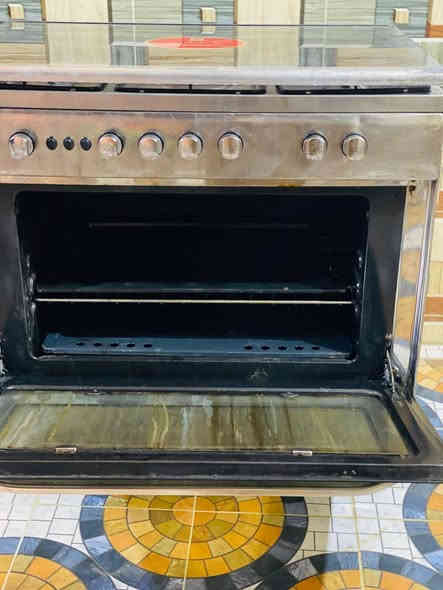 طباخ فريش مصري خمس مشاعل شغال نضيف ٢٠٠وبي مجال ***********
