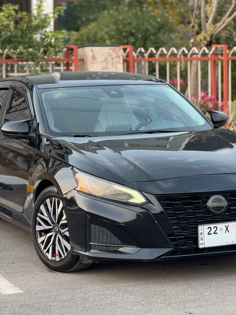 نیسان ئاڵتیما 2023 SV
٣٤ مایل ڕۆشتووە سەیارەکە زۆر تازەیە                    
یەک پاڕچە بۆیاخ 
دوو پارچەشی تەنها کلیری ئەمریکایە 
بی ناو دەرگای دوای سەکنیش شوختیکی بچوکی هەیە
 سەیارەکە زۆر پاک و جوانە 
کامل جوانکاری بۆ کراوە و کراوە بە SR
 سەیارەکە زۆر جوانە ئەرباگ تەنها سوکان سیستەمە
 کامل مواسەفات یەدە بەسمە کارپلەی 
تەحدیل سورحە خەتی جادە ئیکۆ
 چوار تایە و ویلی لۆکی لە ژێرە 
بەسمە شەخال ناو فۆرمیکا کوشن کارەبای 

سعر : لە کۆمێنت داوای بکە ڕاستەوخۆ بۆت دێت 🤖 

ڕادار و خەتی جادە و برێک
 تەبرید سارد و گەرم مەزبوت بەشەرت 
بەوابە بەردی سالۆنسا بەشەرت
 مەکینە چوار پستۆن ٢.٥ بی تۆربۆ بی دەبل ئەکسل
ڕادار شاشە کامیرا حاسە سەیارەکە رەشی قەترانە   
گێڕ و مەکینە و کارەبییات و هەموو شتی تر بەشەرت
 کامل سیرفس کراوە سەیارەکە لۆک لۆکە
 رەقەم سەنەوی تازەیە بەناوی خۆمە رەقەم کردوە 
هەموو گیانی بەشەرت رەقەم هەولیر
ناونیشان ڕانیە حاجیاوا

ژمارەی خاوەنەکەی 
***********
ڤایبەر وەتس ئەپ
