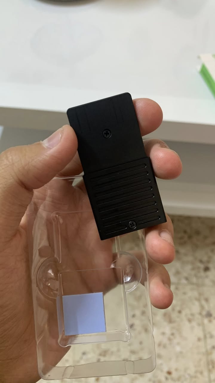 ادبتر ssd xbox سيريس s و x للبيع
جديد غير مستخدم !
***********
