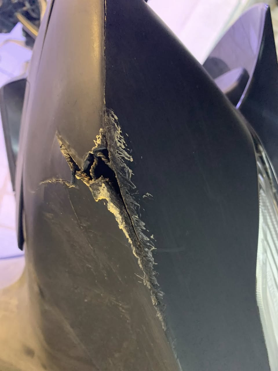 السلام عليكم ياريت تقره المنشور قبل ماتراسل وتتصل بيها والحجي قفل بعد ميقبل ابقيها الدراجة مكفوله  مكينه كلجات مشي نعومه موديل2020  ماشية 22  المكينة خرسة كلشي ماتسمع منها كهربائيات كله شغاله مابيها اي نقص بيها بس ملاحضات بل كفر مال اثر الوكعه وخفيفه مو قويه اخوان رجائا السعر بي مجال كلش قليل بدون احراج 
السعر 1450  مكاني بغداد حي الخضراء مال عامرية 
***********
شرط الدراجة اذا مو خرسة تاخذها بلاش
