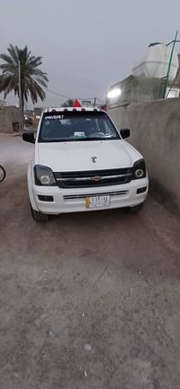 سيارة شوفر ليت لوف موديل ٢٠٠٥ رقم بغداد ألماني مصبوغة عام جمالية أبيض ...