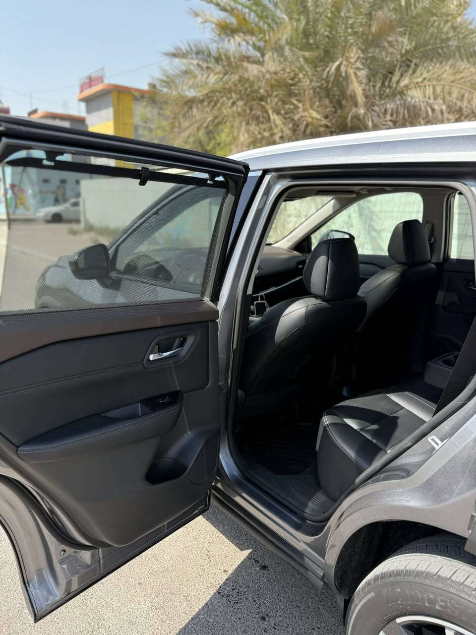 سلام عليكم من رخصه الادمن
للبيع نيسان روج 2023 sl awdفول كامل 

بنوراما +بردات 

رادرات 360 درجه + كامرات 360 درجه 

سياقه ذاتيه وتوقف ذاتي 

جنطه كهرباء شفط 

هند بريك بصمه + أتو هولد ( نظام ازدحامات ) 

نقاط عمياء + تنبيه جانبي 

سماعات Boss + دمام مانع ضوضاء 

السياره حادثه كلشش خفيفف وجديده 

السياره ماشيه 27 mi 

 سياره بدون اي نقصصص حته دهن  مبدل جديد 

السياره رقم سليمانيه وبأسمي ومكانها بغداد  

استفسار اكثر ***********
